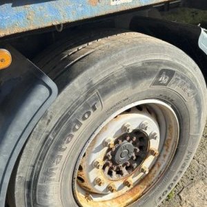 foto 18t anhanger lade 6.9m 14.2t gutte reifen Panav PV18